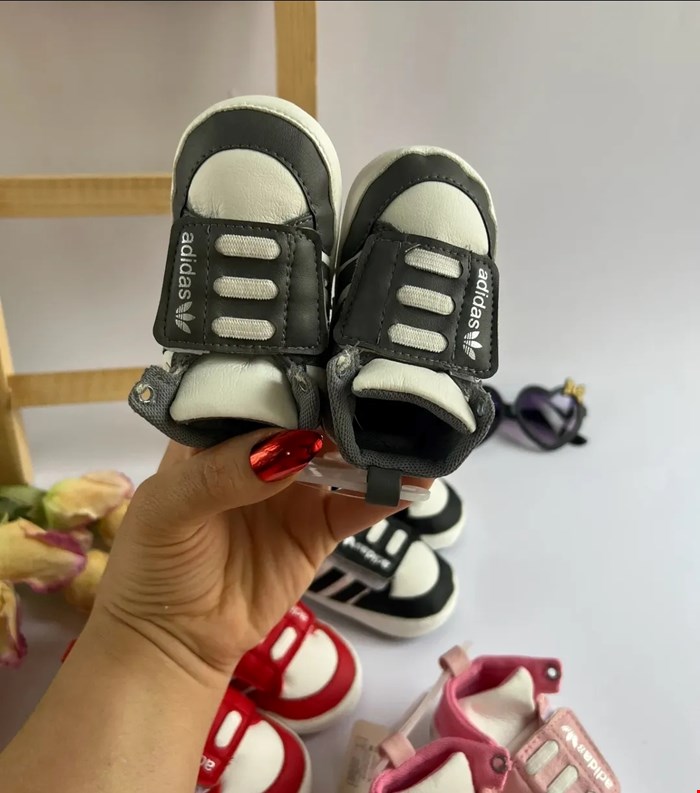 کفش طرح آدیداس کد ۱۰۰۱