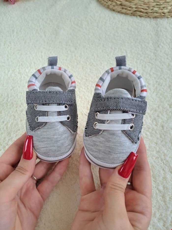 کفش اسپرت طرح لی کد۱۰۰۳